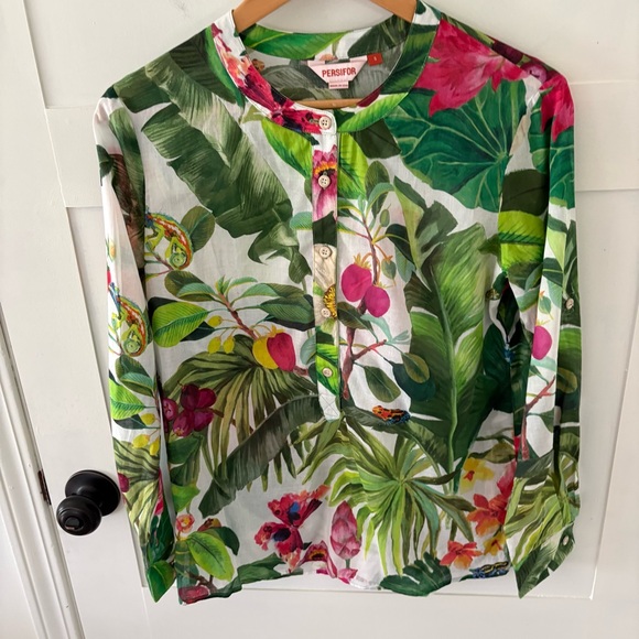 Persifor Tops - PERSIFOR Freya Placket Front Tropic in Grass Top. Size Small.